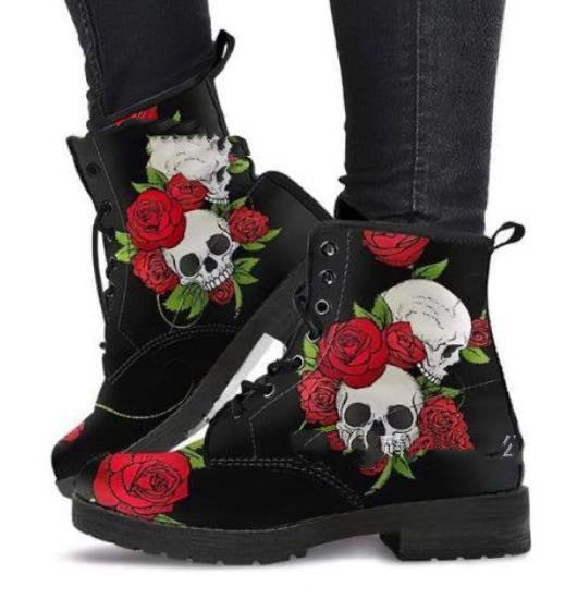 Women Boots Low Heel Shoes Women's Vintage Pu Leather Autumn ready stay Warm in Winter with high top Skull Boots