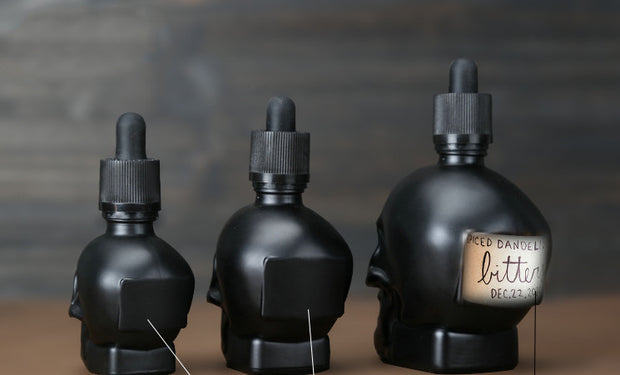 Skull bottle dropper for cocktails. All Glass