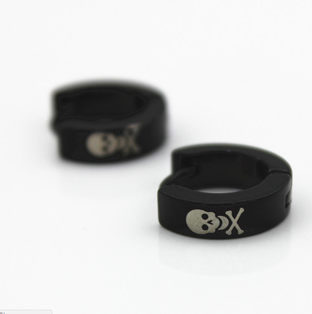 Black 4mm wide stainless steel Skull stud earrings