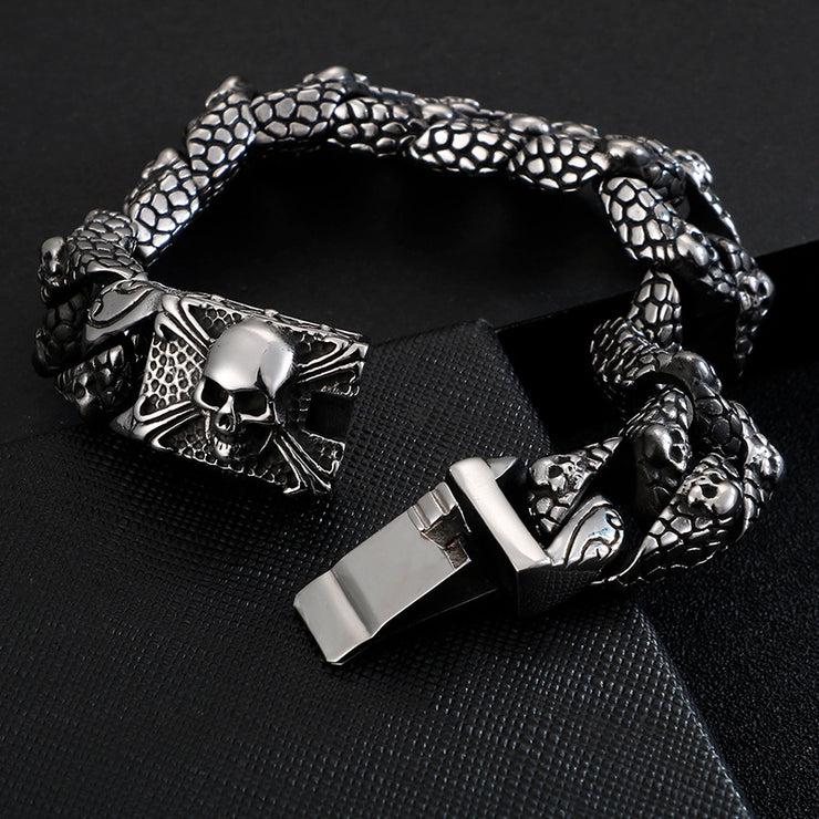 Domineering skull bracelet
