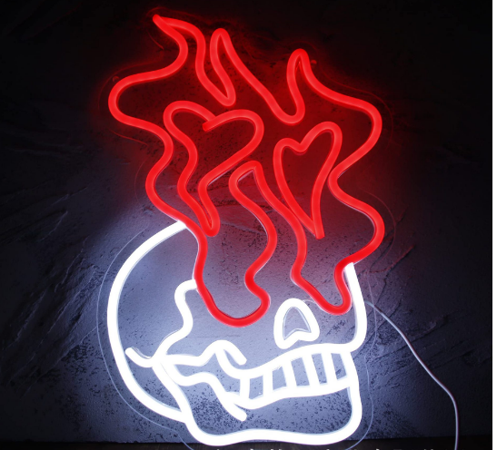 *2 Skull Styles, an LED Neon Red Flaming Eyes & a Creative White Light Molded Atmosphere Decoration