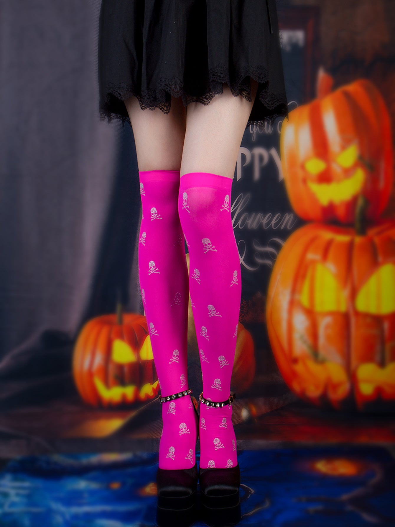 Halloween-Inspired Over-the-knee Printed Skull Thigh High Socks